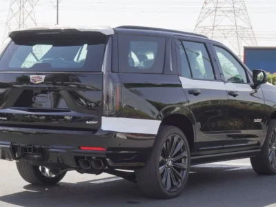 2026 Cadillac Escalade V SERIES 6.2 Litres Supercharged V8 Petrol Engine Black SUV GCC Specs