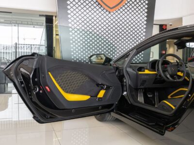 2026 Lamborghini Temerario 4.0L Twin-Turbo V8 Hybrid Black Yellow Black Sportback European Specs