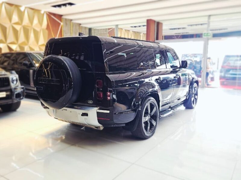 2023 Land Rover Defender 130 HSE P400 X-Dynamic 3.0L 6 Cylinders Hybrid Engine Black Tan SUV