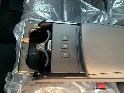 2025 Toyota Crown 2.5 Litres Inline‑4 Hybrid Engine White Black Luxury Sedan GCC Specs