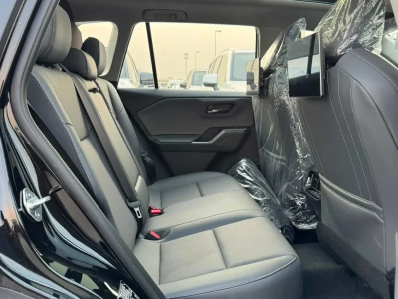 2026 Toyota RAV 4 LUXURY 2.0 Litres 4 Cylinders Hybrid Engine Black SUV Chinese Specs Automatic