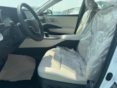 2026 Toyota Crown 2.5 Litres Inline‑4 Hybrid Engine White Beige Luxury Sedan GCC Specs