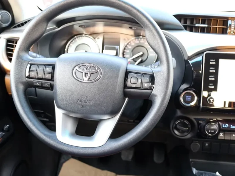 2026 Toyota Hilux SR5 4 Cylinders Petrol Engine Black Pickup Truck GCC Specs Automatic