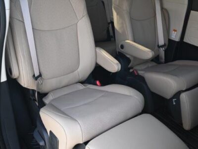 2026 Toyota Sienna 2.5 Litres inline‑4 Hybrid Engine White Beige Minivan GCC Specs Automatic