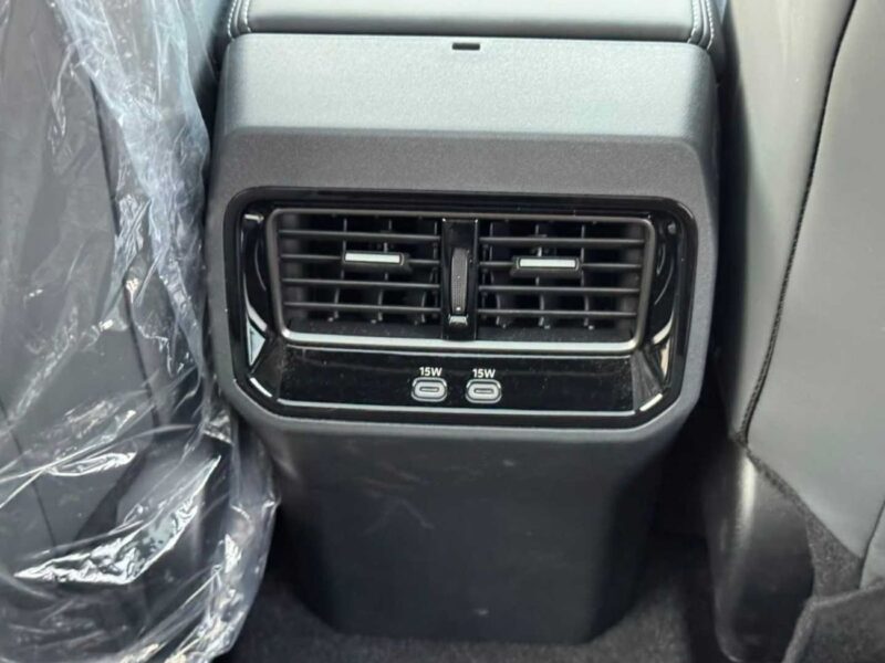 2026 Toyota RAV 4 LUXURY HEV 2.0 Litres 4 Cylinders Engine Black SUV Chinese Specs FULL OPTION