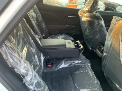 2025 Toyota Crown 2.5 Litres Inline‑4 Hybrid Engine White Black Luxury Sedan GCC Specs