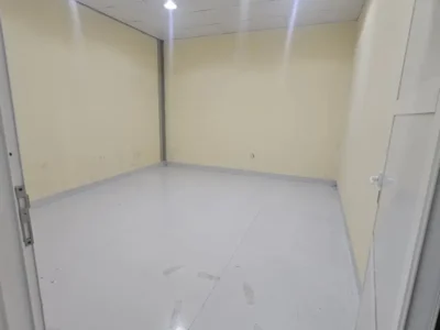 Al Quoz 4 GREAT DEAL STORAGE WAREHOUSE ON GROUND FLOOR 385 SQFT