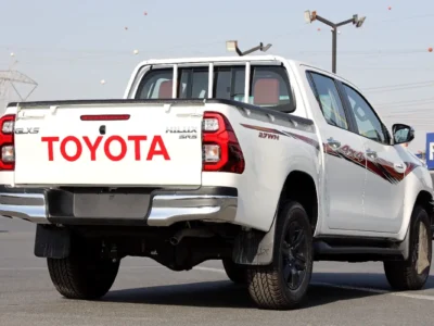2026 Toyota Hilux Double Cab GLX 2.7L 4 Cylinders Petrol Engine White Red Pickup Truck Manual
