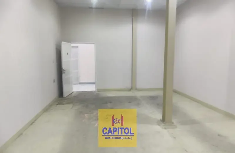 Al Quoz High Ceiling Storage For Rent 450 sqft on Meznine Floor 450x47