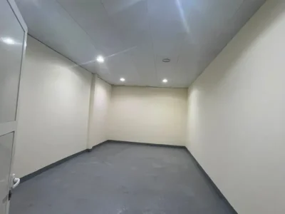 Al Quoz Storage Available - SMALLER SIZE 405 SQFT ON GROUND FOR RENT Al Quoz Industrial Area 4