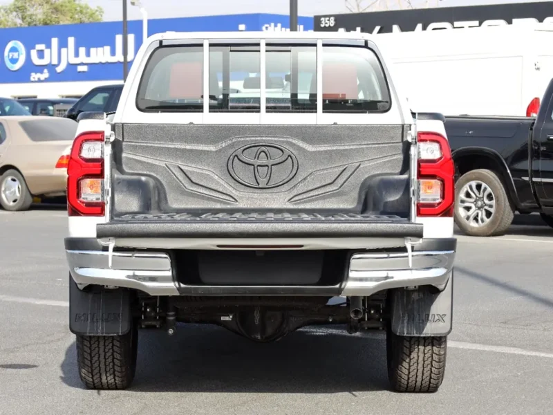 2026 Toyota Hilux Double Cab GLX 2.7L 4 Cylinders Petrol Engine White Red Pickup Truck Manual