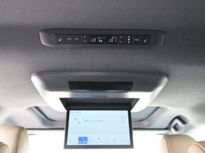 2026 Toyota Sienna 2.5 Litres inline‑4 Hybrid Engine White Beige Minivan GCC Specs Automatic