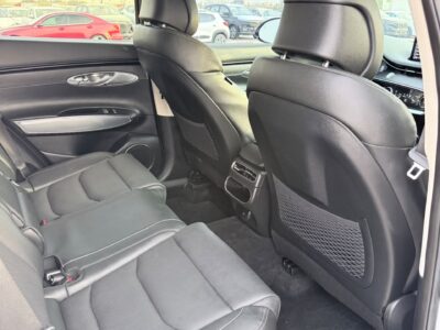 2022 GENESIS GV70 2.5 Litres TURBO V4 Petrol Engine White Black SUV American Specs Automatic