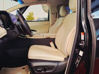 2024 Lexus LM 350h STANDARD 2.5 Litres 4 Cylinders Hybrid Engine Black Beige Van Automatic