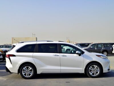 2026 Toyota Sienna 2.5 Litres inline‑4 Hybrid Engine White Beige Minivan GCC Specs Automatic