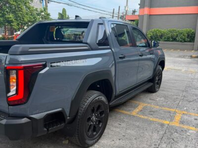 2027 TOYOTA HILUX NEW SHAPE 2.8L Turbodiesel 4 Cylinders Engine Grey Black Pickup Truck