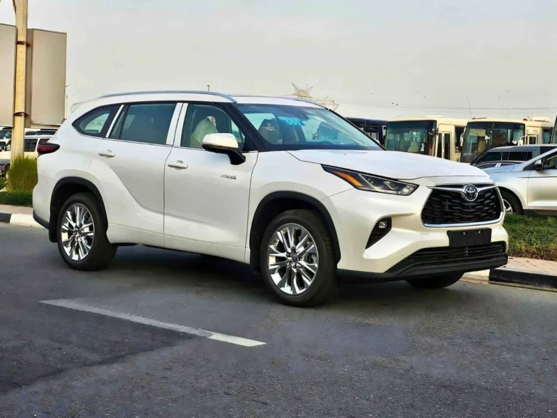 2026 Toyota Highlander LIMITED 2.5 Litres 4 Cylinders Hybrid Engine White Beige SUV GCC Specs