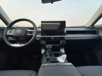 2026 Toyota RAV 4 LUXURY 2.0 Litres 4 Cylinders Hybrid Engine Black SUV Chinese Specs Automatic