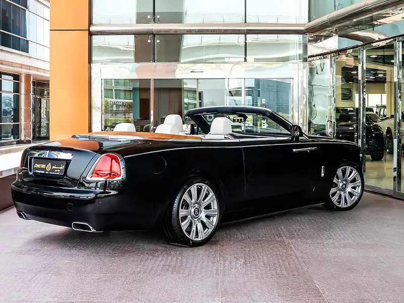 2017 Rolls-Royce Dawn Standard 6.6L V12 Petrol Engine Black White Soft Top Convertible Pristine Condition