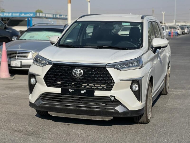 2025 Toyota Veloz GX 1.5 Litres 4 Cylinders Petrol Engine White Grey SUV GCC Specs Automatic