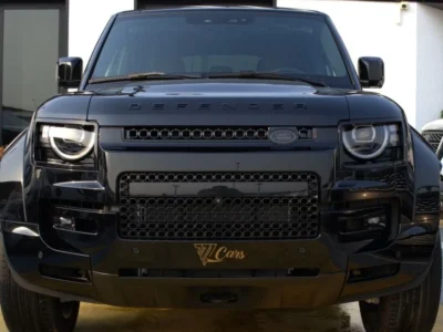 2026 Land Rover Defender OCTA 4.4L Twin-Turbo Petrol V8 Octa Black Tan SUV GCC Specs