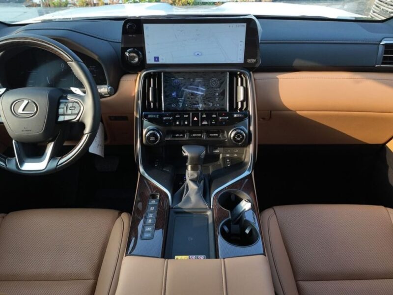 2026 Lexus LX 600 Signature 3.5 Litres Twin-Turbo V6 Petrol Engine Grey Tan SUV GCC Specs