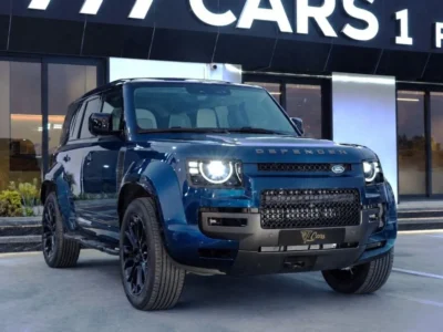 2026 Land Rover Defender OCTA 4.4L Twin-Turbo Petrol V8 Sargasso Blue White SUV GCC Specs