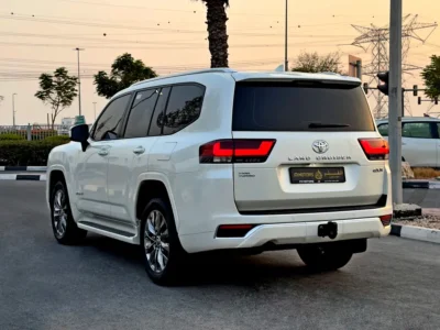 2022 Toyota Land Cruiser GXR 6 Cylinders Twin Turbo Petrol Engine White Beige SUV GCC Specs