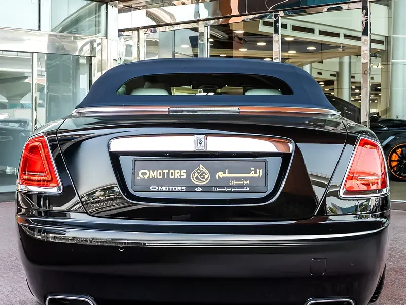2017 Rolls-Royce Dawn Standard 6.6L V12 Petrol Engine Black White Soft Top Convertible Pristine Condition