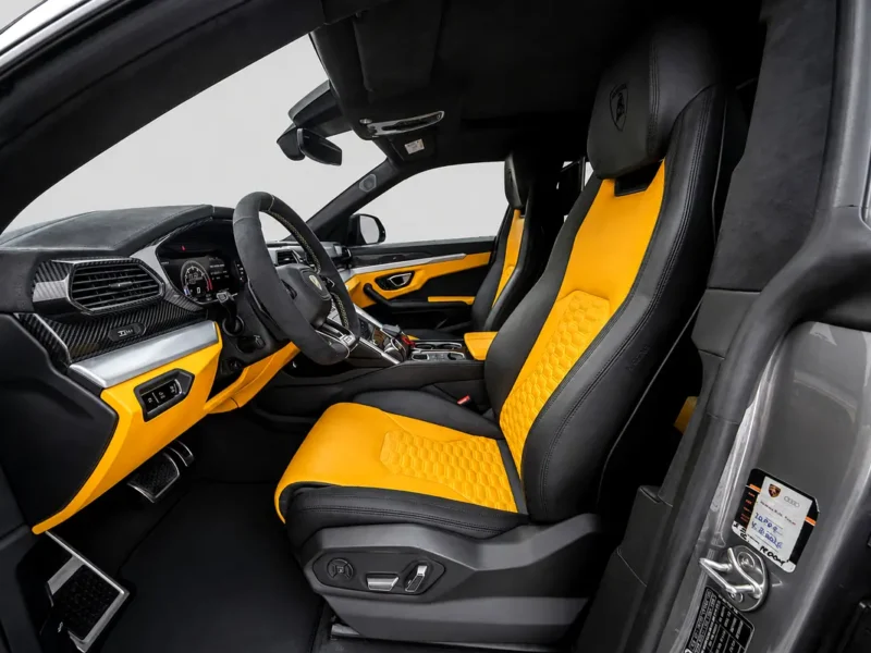 2021 Lamborghini Urus Standard 4.0 Litres V8 Twin-Turbo Engine Grey Black SUV Pristine Condition