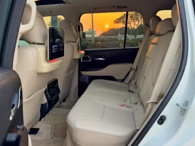 2022 Toyota Land Cruiser GXR 6 Cylinders Twin Turbo Petrol Engine White Beige SUV GCC Specs
