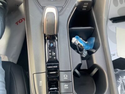 2023 Toyota Crown Premium Hybrid 2.4 Litres 4 Cylinders Engine White Black Sedan GCC Specs