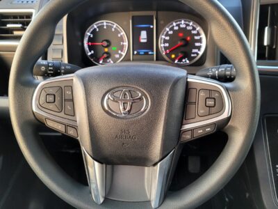 2024 Toyota Granvia 3.5L V624 Valve DOHC VVT-i Petrol Engine White Beige Van GCC Specs
