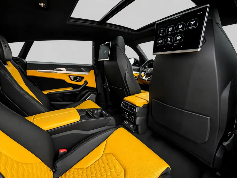 2021 Lamborghini Urus Standard 4.0 Litres V8 Twin-Turbo Engine Grey Black SUV Pristine Condition