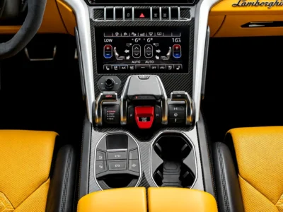2021 Lamborghini Urus Standard 4.0 Litres V8 Twin-Turbo Engine Grey Black SUV Pristine Condition