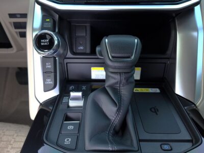 2026 Toyota Land Cruiser GXR 3.5 Litres Twin-Turbo V6 Petrol Engine Black Beige SUV GCC Specs
