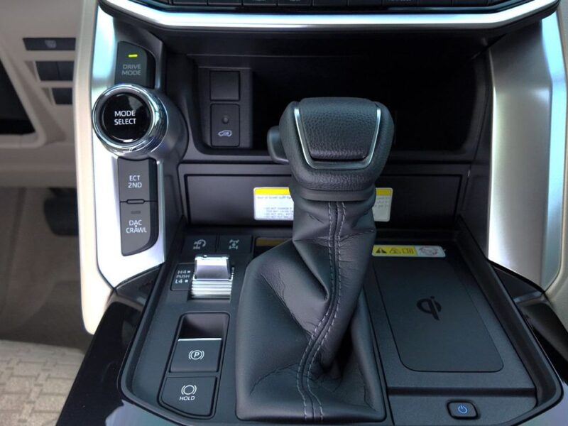 2026 Toyota Land Cruiser GXR 3.5 Litres Twin-Turbo V6 Petrol Engine Black Beige SUV GCC Specs