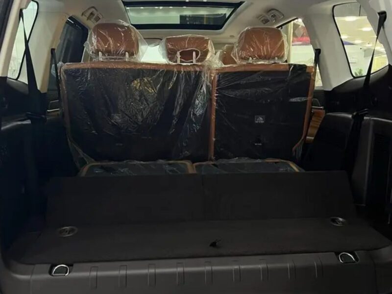 2024 GWM Tank 500 3.0 Litres 6 Cylinders Turbo Petrol Engine Silver Tan SUV Automatic GCC