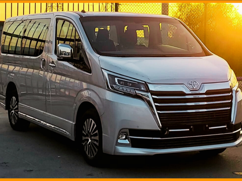 2024 Toyota Granvia 3.5L V624 Valve DOHC VVT-i Petrol Engine Silver Black Van GCC Specs