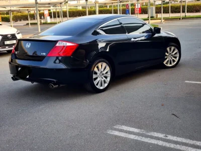 2009 Honda Accord Sport 6 Cylinders Petrol Engine Black Beige Coupe GCC Specs Full Option