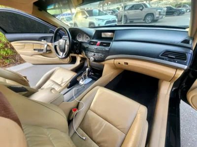 2009 Honda Accord Sport 6 Cylinders Petrol Engine Black Beige Coupe GCC Specs Full Option
