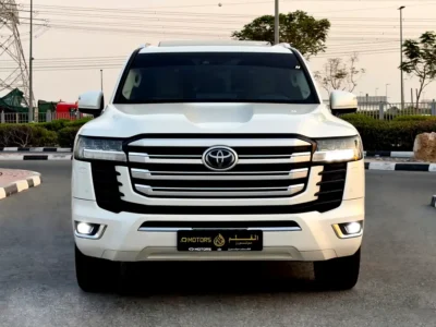 2022 Toyota Land Cruiser GXR 6 Cylinders Twin Turbo Petrol Engine White Beige SUV GCC Specs