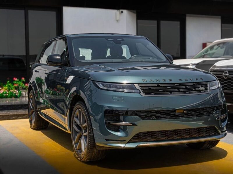 2023 Land Rover Range Rover Sport HSE DYNAMIC 3.0L Turbo 6 Cylinders Green Burgundy SUV