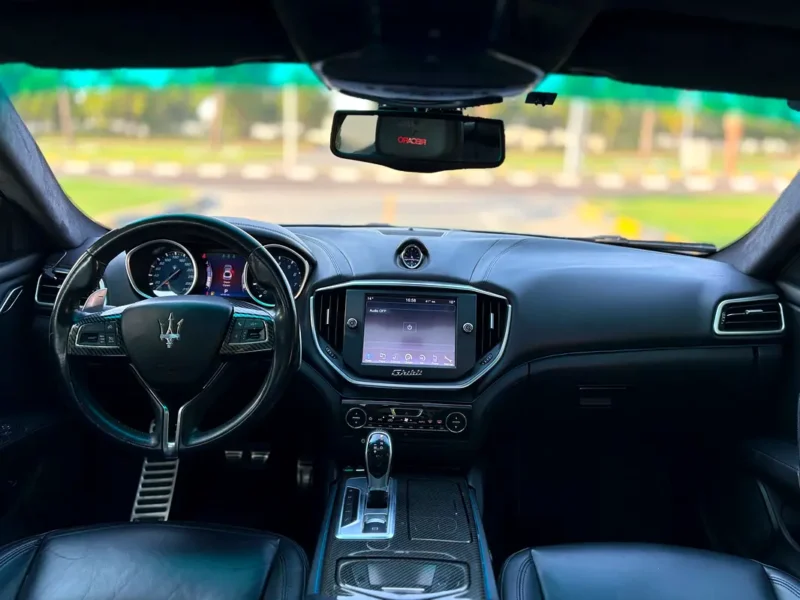 2014 Maserati Ghibli S Q4 3.0 Litres V6 Twin-Turbo Petrol Engine Grey Black Sedan European Specs