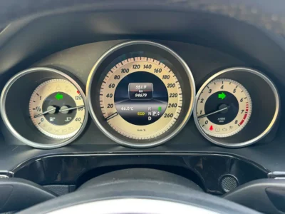 2014 Mercedes-Benz E-Class E 300 4 Cylinders Petrol Engine Silver Black Sedan Korean Specs