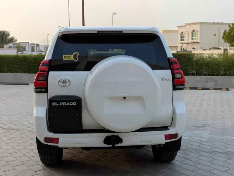 2016 Toyota Prado TXL 6 Cylinders Petrol Engine White Tan SUV GCC Specs Excellent Condition