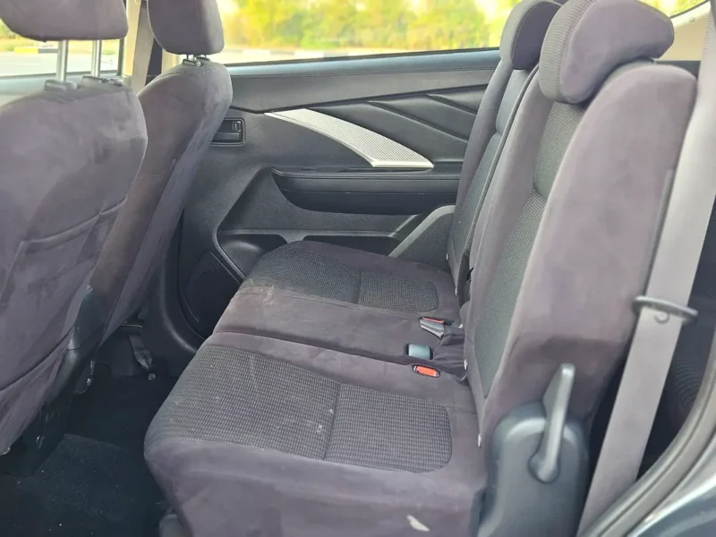 2022 Mitsubishi Xpander GLX 1.5 Litres 4 Cylinders Petrol Engine Grey Black 7-Seater Family SUV GCC