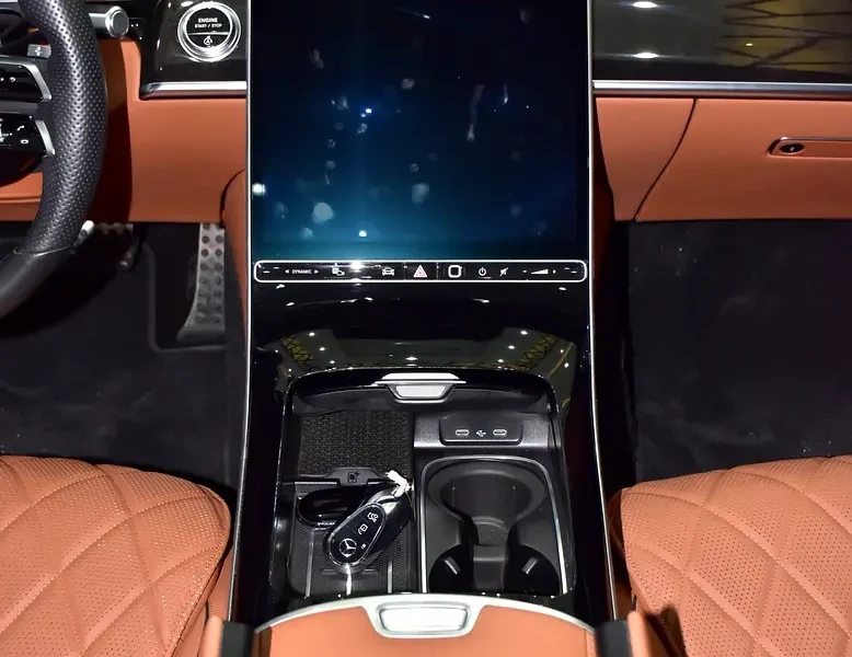 2021 Mercedes-Benz S-Class S 500 4MATIC 6 Cylinders Petrol Engine White Tan Sedan GCC Specs
