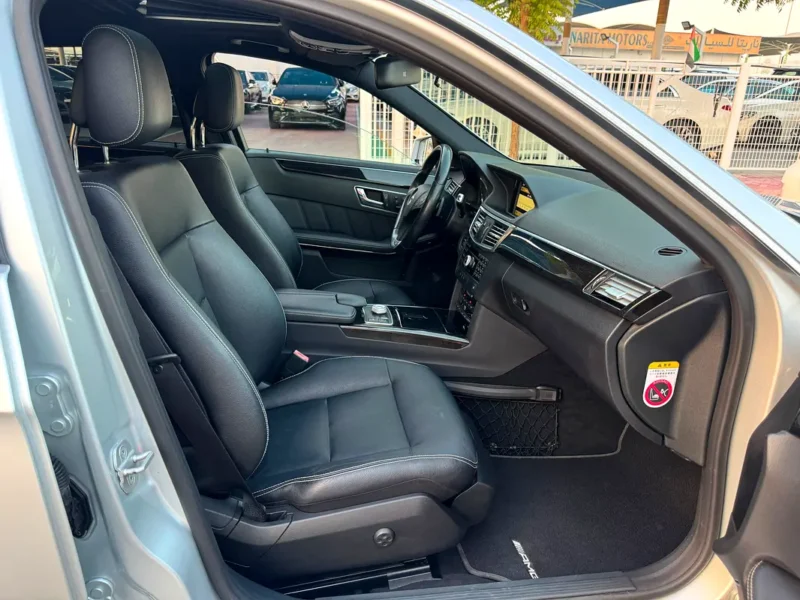 2011 Mercedes-Benz E-Class E 550 8 Cylinders Petrol Engine Silver Black Sedan Japanese Specs