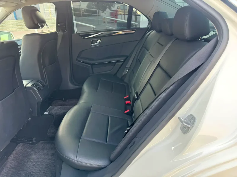 2010 Mercedes-Benz E-Class E 350 6 Cylinders Petrol Engine White Black Sedan Japanese Specs
